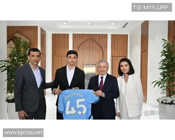 国际足联俱乐部世界杯莱昂与青训球员签约